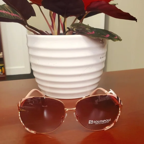 Southpole 1027SP Vented Metal UV Protective Round Sunglasses for Women - Picture 2 of 9